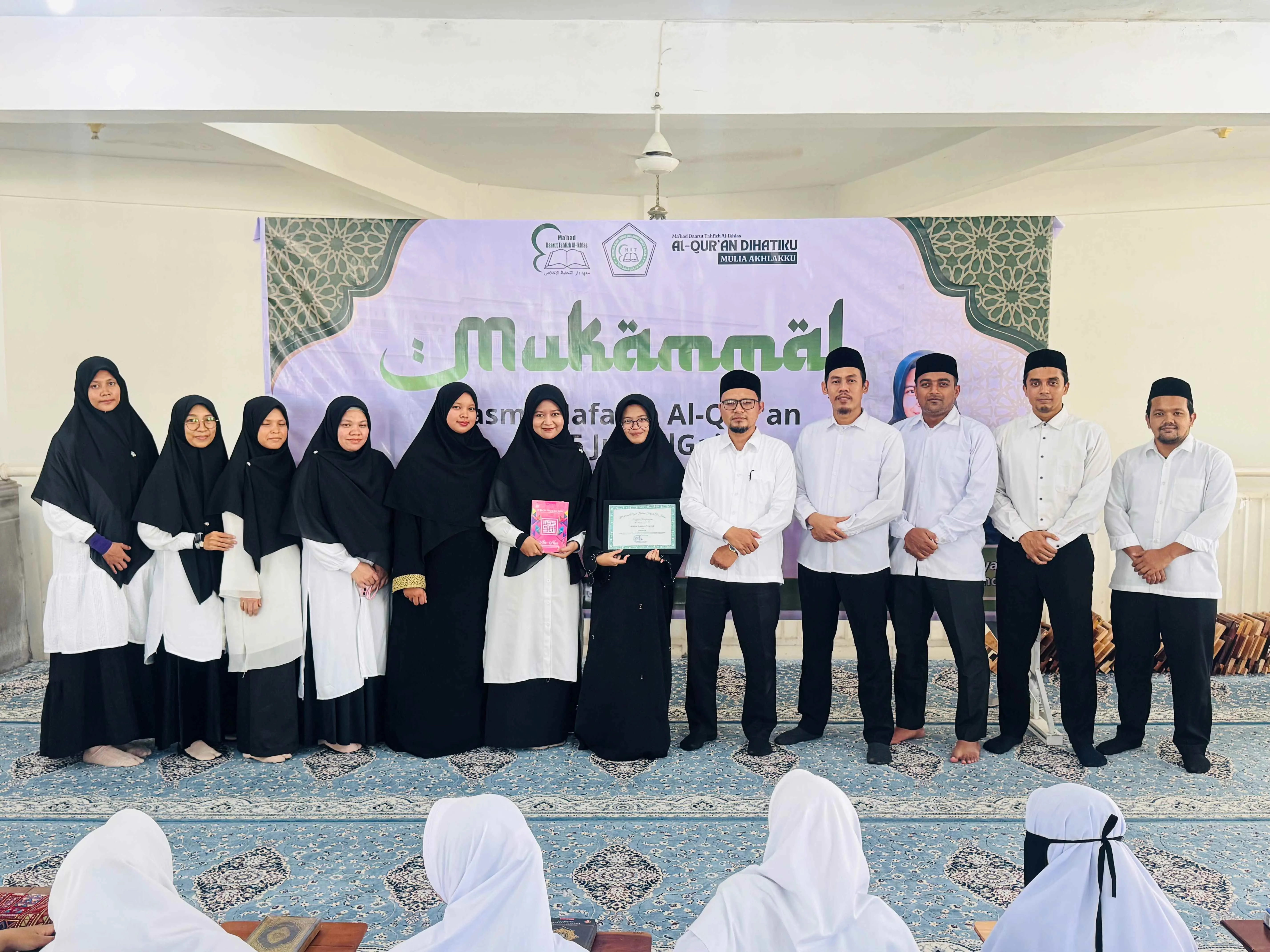 Semangat Wujudkan Mimpi Almarhum Ayah, Alisha Berhasil Khatam 30 Juz  Al-Qur'an