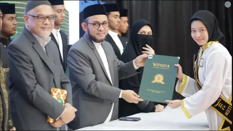 Mahad Daarut Tahfizh Al-Ikhlas Wisuda Syahadah 30 Juz, Cetak Generasi Qurani