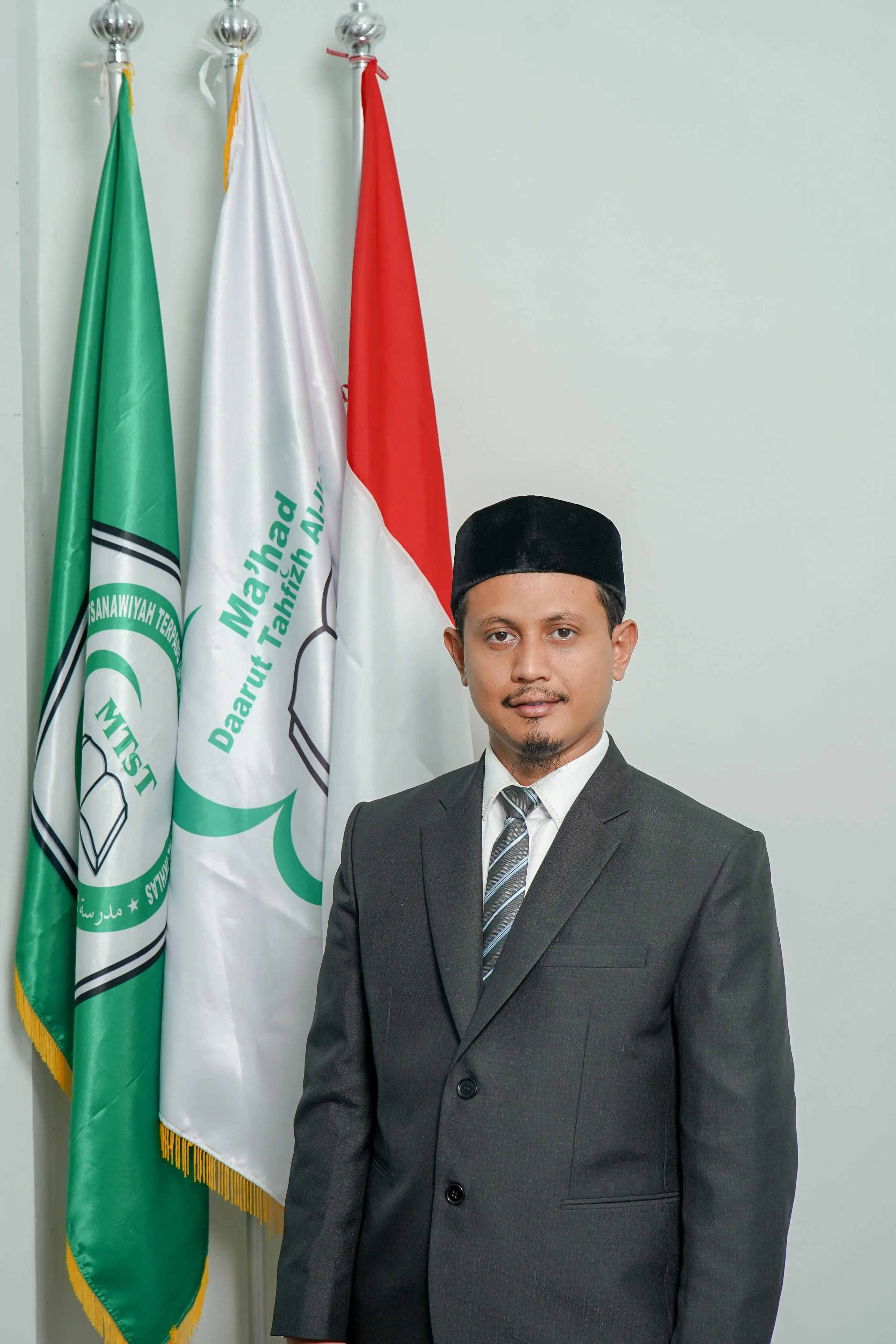 Mochammad Reza, M.M